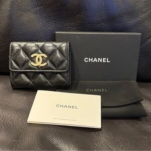 CHANEL Black Quilted Leather Small Wallet with Gold CC Emblem